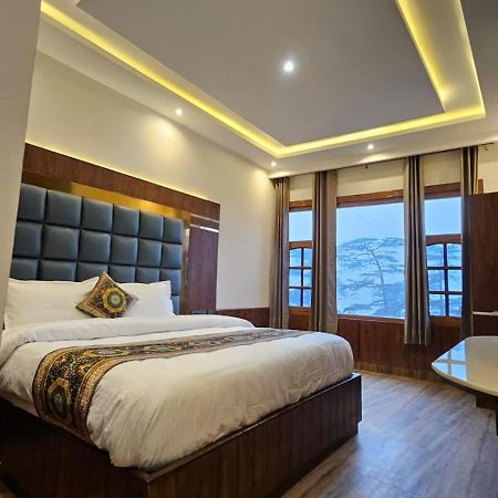 Mountain Zest- Simla Royale Near Mall Road Free Pickup From Railway Station Simla Dış mekan fotoğraf