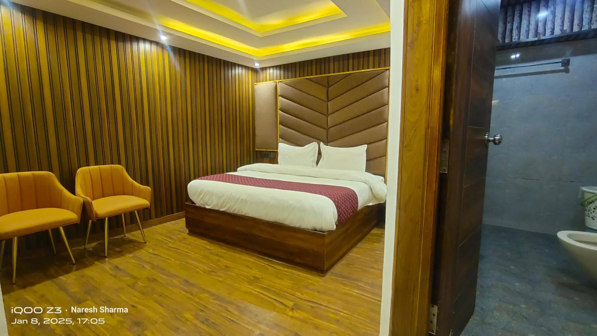 Mountain Zest- Simla Royale Near Mall Road Free Pickup From Railway Station Simla Dış mekan fotoğraf